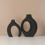 vases decoratifs modernes plastique blanc beige orange rose jaune vert minimalistes sculpturaux fleurs artificielles