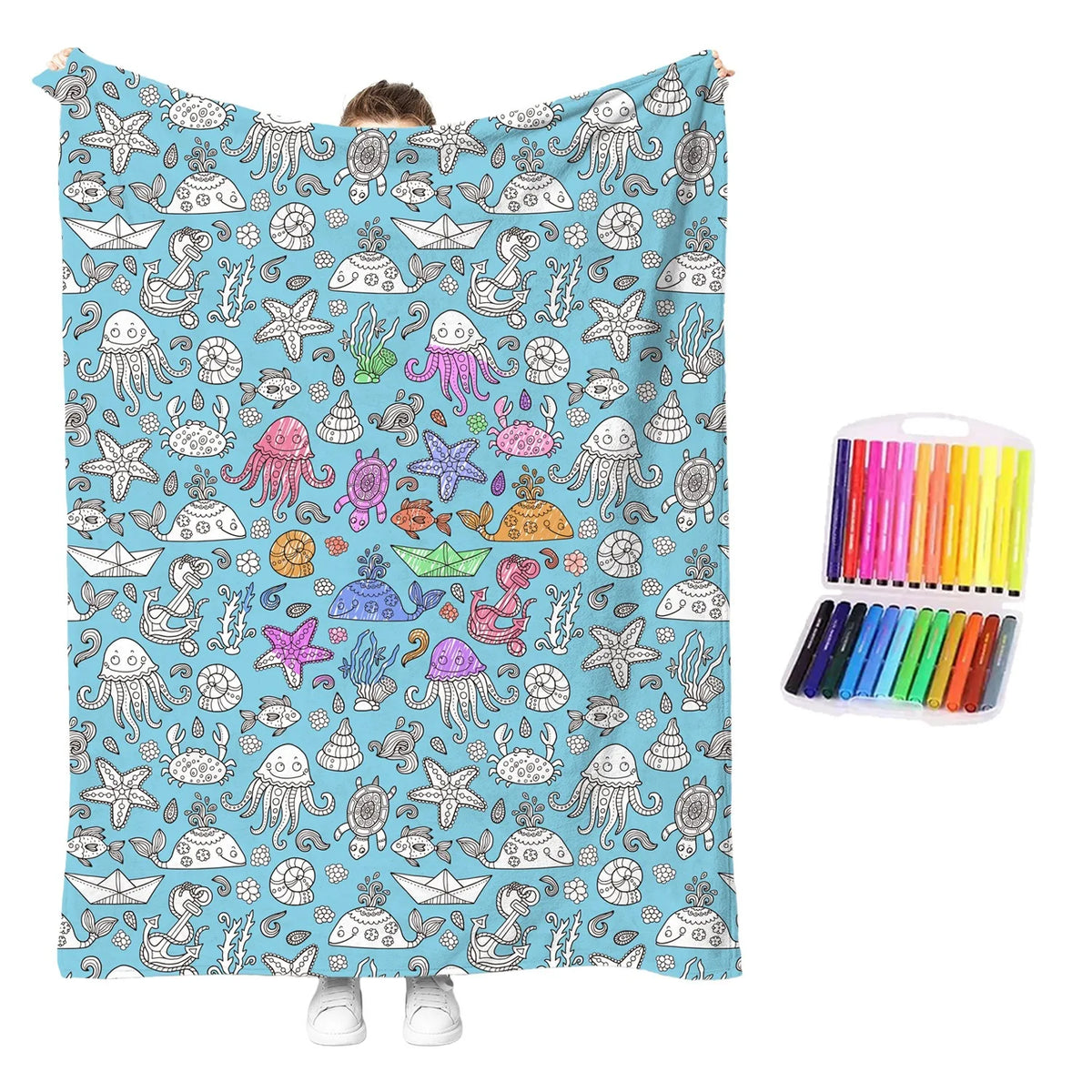 couverture colorier enfants motifs noël animaux crayons couleur texture douce moderne multicolore blanc gris