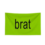 bannière verte brat texte noir clips décoration salon garage événementextérieur minimaliste polyester polartec