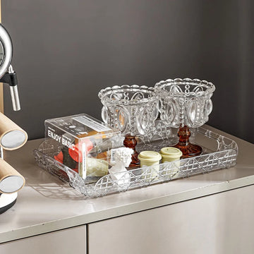 plateau rangement transparent treillis poignées intégrées verres texturés bols verre base décorative tasse soucoupe