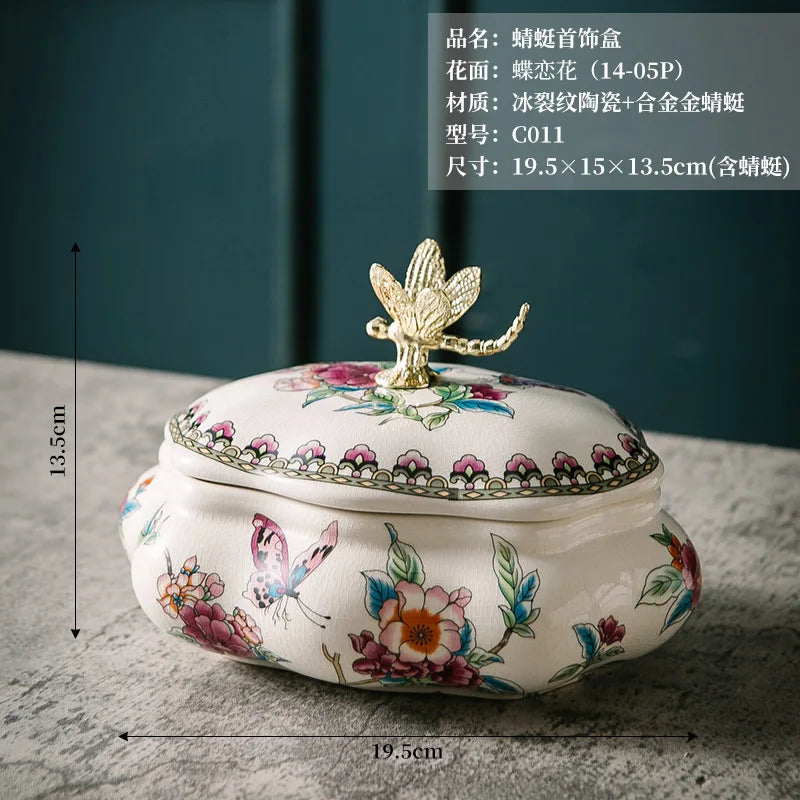 boîte bijoux céramique fleurs papillons dorure blanche bleue rose verte dorée classique