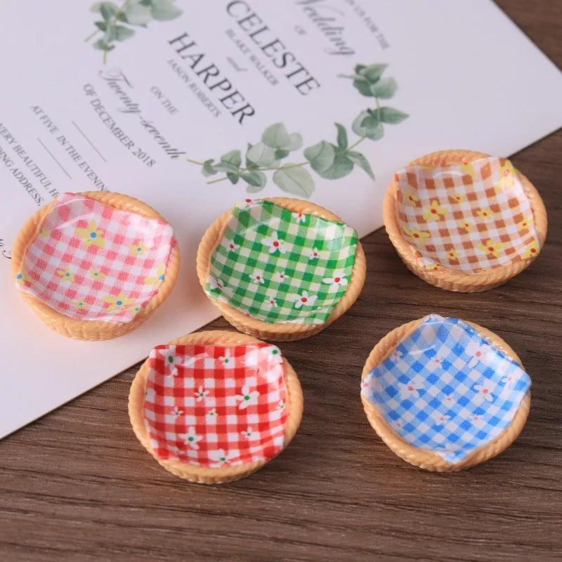 assiettes tartelettes resine decoratives carreaux fleurs orange rose vert bleu rustique