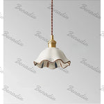 lampe suspendue vintage céramique fleurs bleues blanc rayures multicolores cordon doré