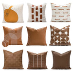 taies d'oreillers brodées contemporain 45x45cm marron clair motifs géométriques
