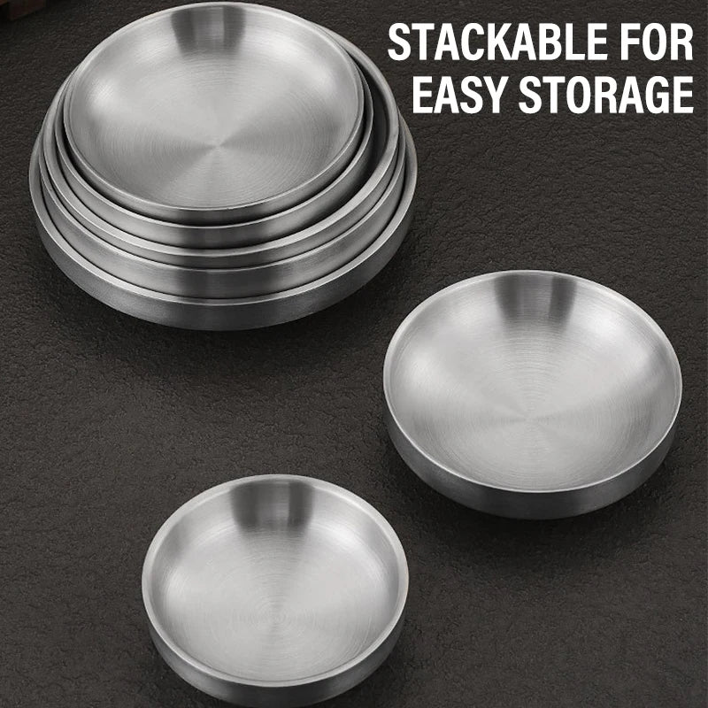 assiettes rondes inox lisses modernes argent doré sauces snacks transparentes maison restaurant