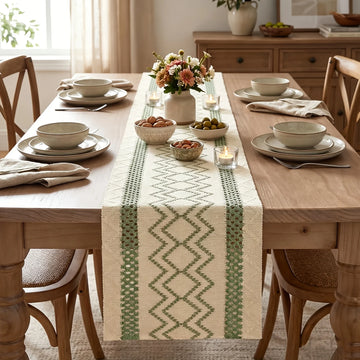 tableau décoratif chemin table zigzag vert fond beige dimension 180cm 33cm traditions fêtes années