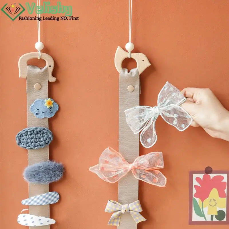 porte accessoires mural moderne rubans clips cheveux motifs floraux pois arc ciel nuages papillons
