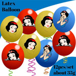 vaisselle jetable blanche neige assiettes gobelets pailles guirlande décorations cupcakes fête anniversaire enfant