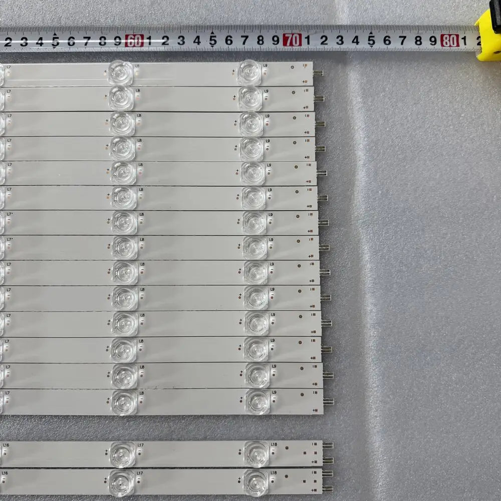 bande led blanche moderne 60cm connecteur électrique fixations invisibles aluminium