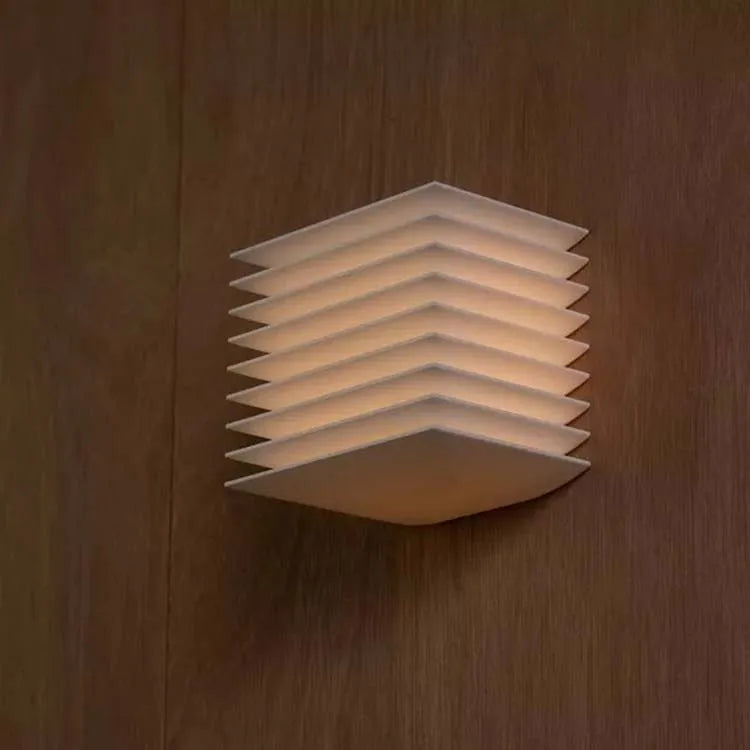 lampe murale moderne blanc rayures horizontales éclairage intérieur fixe led quotidien