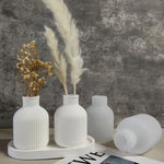 vases silicone blancs rayures verticales modernes décoration bricolage artisanal maison
