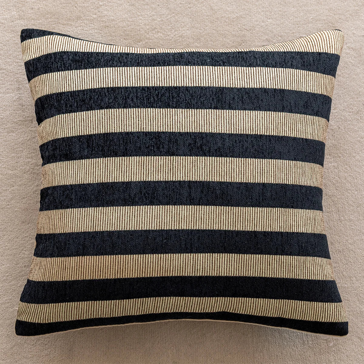 housse coussin carré scénique floral vintage 100 polyester beige noir lit salon decoration maison