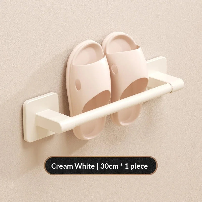 support rangement mural sabots moderne aluminium couleur blanc beige rose fixations murales salle bain