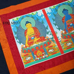 tapisserie murale bouddhiste motifs géométriques couleurs vives franges colorées art traditionnel decoration murale