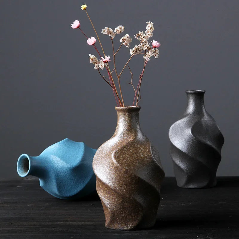 vases céramique marron gris bleu texture moderne minimaliste durable fleurs séchées