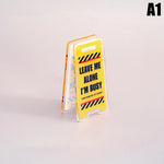 panneau decoratif signalisation routiere humour leave me alone busy age 14+ résine transparent impression