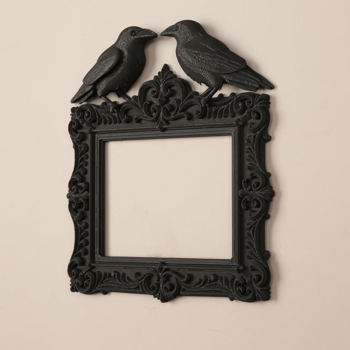 cadre mural baroque oiseaux noirs ornements floraux noir vintage décoration murale rétro gothique