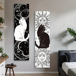 tapisserie art noir blanc chats soleils lunes motifs floraux contemporains décoration murale bohème rétro