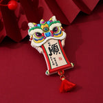 décoration murale lion chinois rouge blanc artisanal pompon rouge texte chinois ornement maison chinois