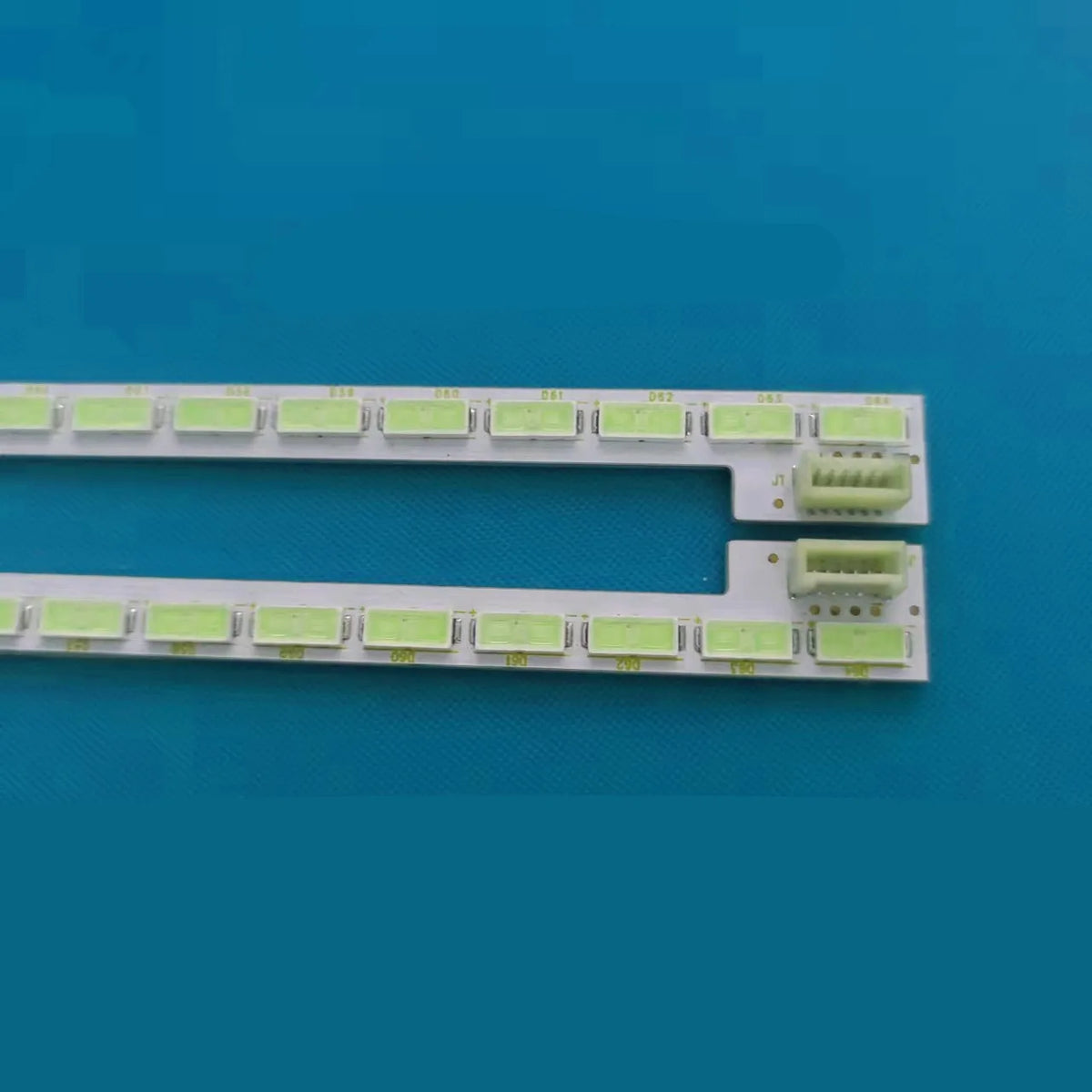bande lumineuse led verte claire éclairage intérieur moderne connecteurs électriquespaque carrés uniformes