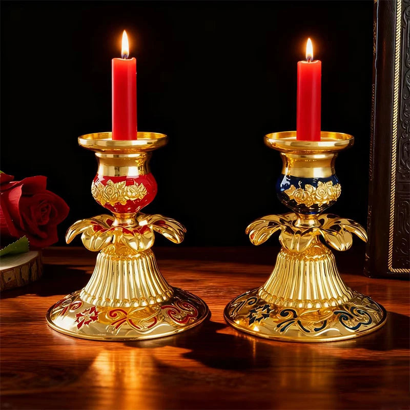 bougeoir ornemental classique bougies ornements floraux motifs géométriques baroque couleur or rouge bleu