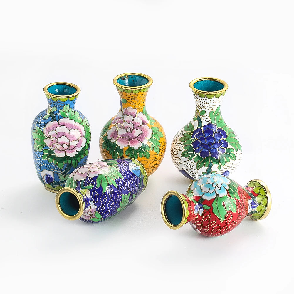 vases cloisonnés bleu rouge jaune vert fleurs feuilles artisanat maison collection traditionnelle modernisée