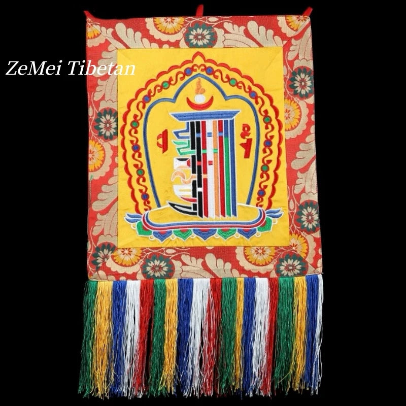 tapisserie décorative tibétaine motifs floraux franges colorées rouge jaune bleu vert blanc