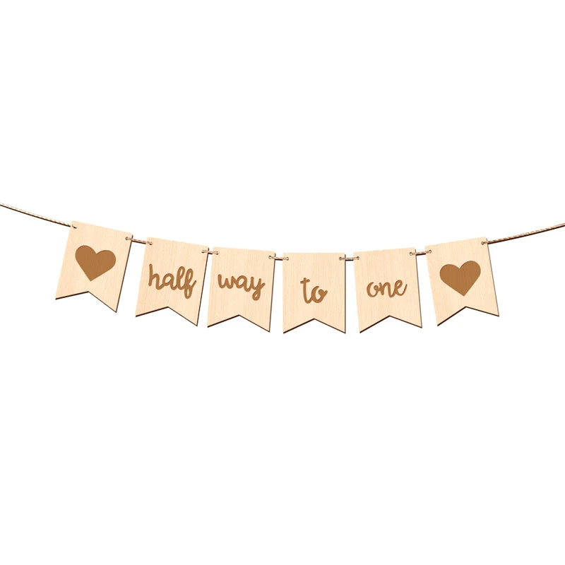 guirlande fanions bois texturé coeurs gravés natural clair clips minimaliste occasion fête anniversaire baptême