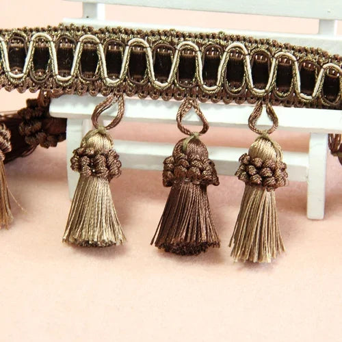 ruban decoratif pompons vert olive beige violet rose pâle tissu polyester classique metalliques mariage