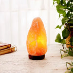 lampe sel himalaya orange moderne base bois éclairage doux air purification santé ambiance sérénité