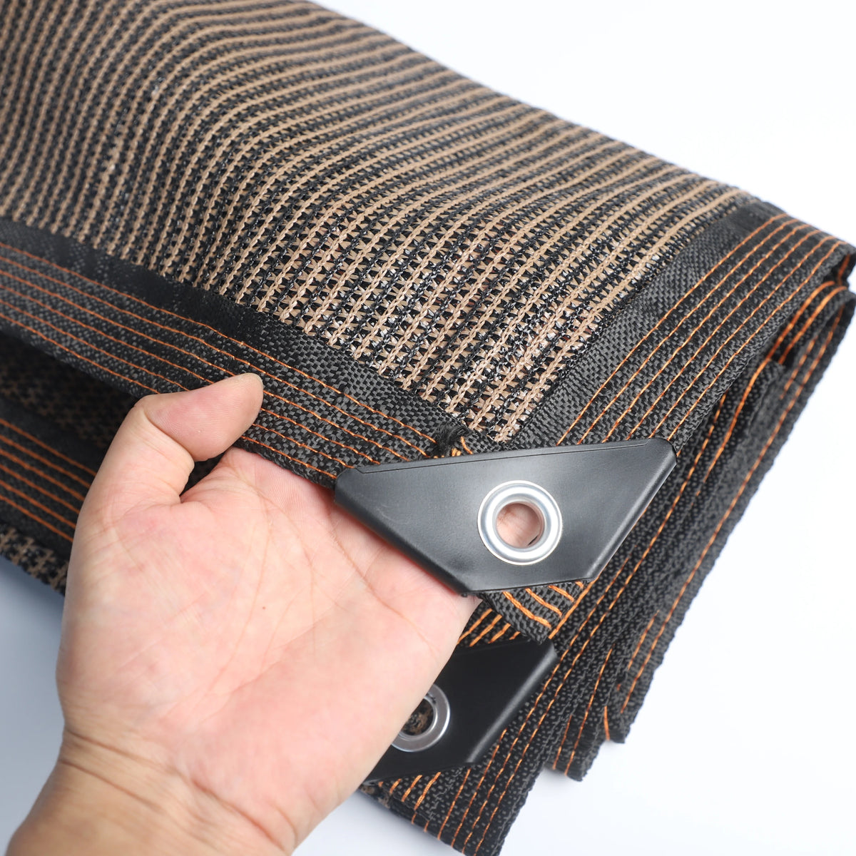 voile d'ombrage extérieur toile protection solaire marron noir rayures pergola jardin terrasse balcon moderne