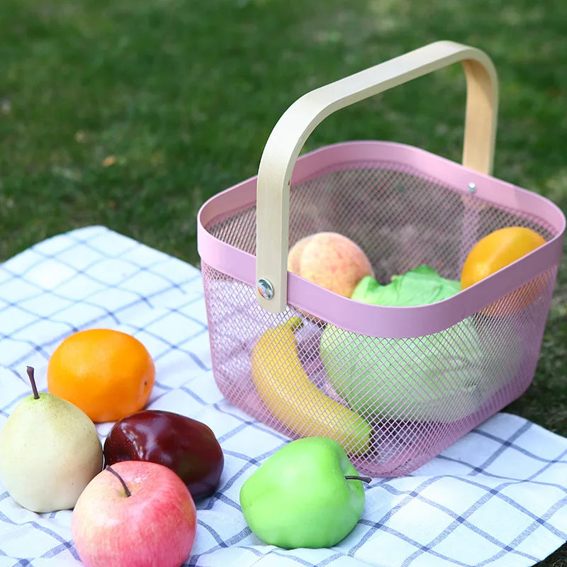 panier maille métallique moderne poignée bois prune citron peche pomme vert noir rose