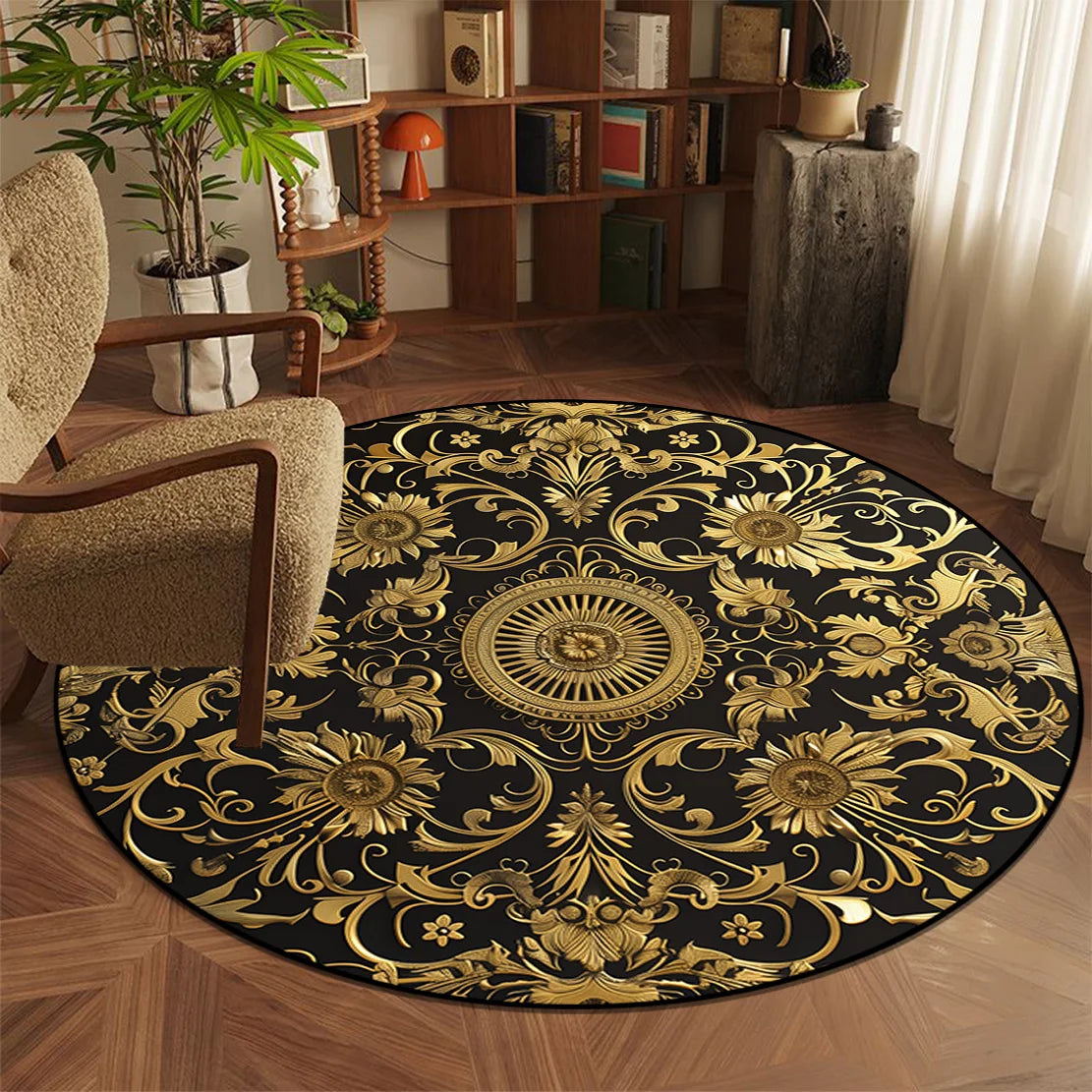 Tapis rond décoratif de style vintage avec un motif floral doré sur fond noir, créant une atmosphère chaleureuse et élégante dans le salon.