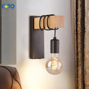 lampes murales industrielles bois clair noir filtre doré éclairage chaleureux filament visible chambre salle