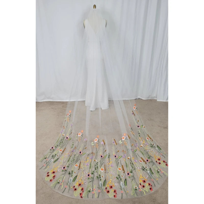 voile mariée blanc brodé fleurs classique romantique translucide ivory tulle cape comb