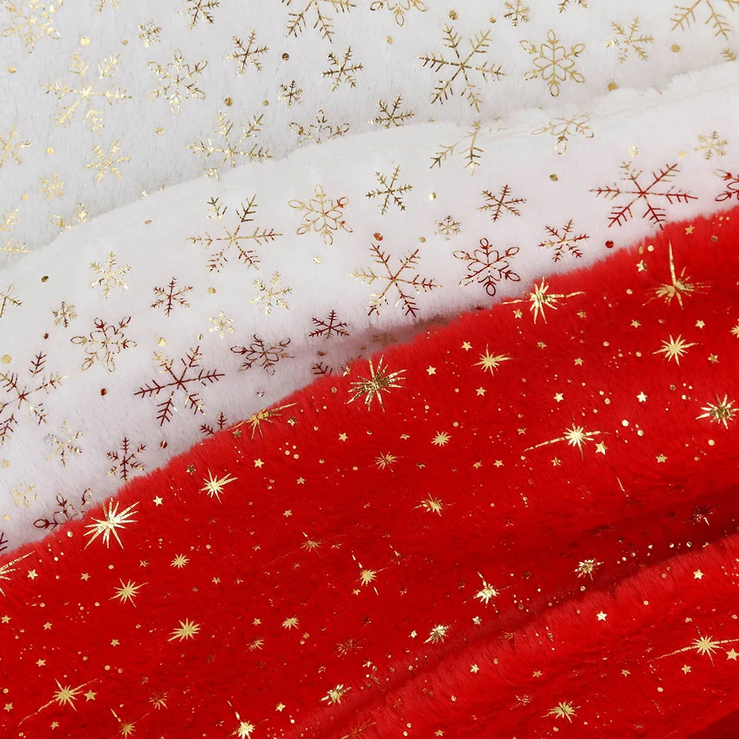 serviettes table blanc or rouge flocons neige étoiles dorées occasion festive