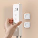 supports magnétiques télécommandes tv blanc noir respectueux environnement murale adhesive backing moderne minimaliste