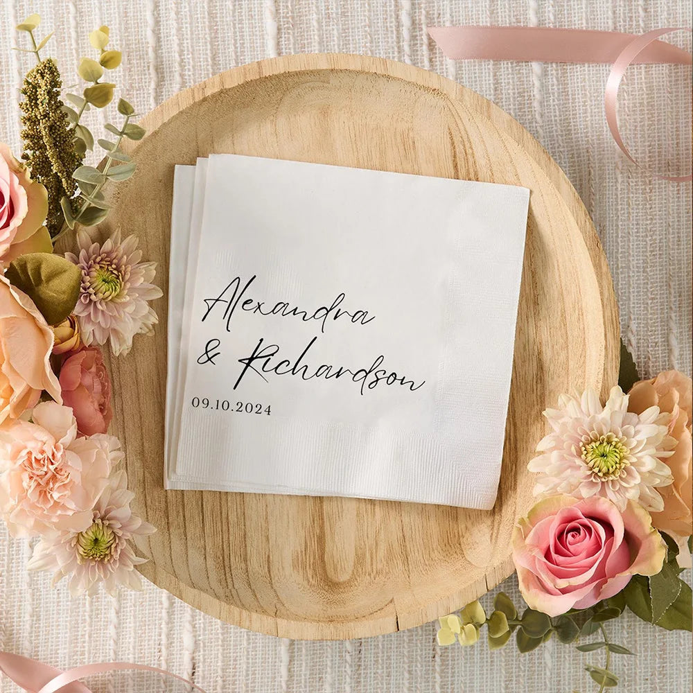 serviettes jetables mariage anniversaire animal compagnie initial lettre cœur blanc minimaliste