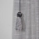 pompon décoratif marron gris bleu marine rouge tissé brillant élégant moderne fixations