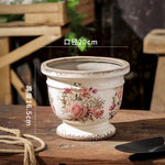 pots fleurs céramique blanc rose vert fleurs roses feuilles vertes details floraux vintage romantique