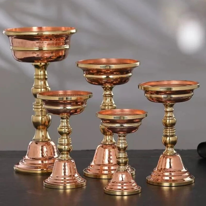 bougeoir cuivre doré vintage texture martelée finition brillante base plateau hauts classique religieux