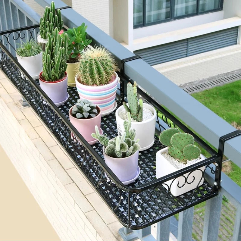 étagère murale métal fleurs balcon support jardinière suspendu plante succulente décoration jardin moderne blanc