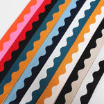 ruban polyester 38mm large rayures ondulées moderne rouge noir bleu blanc jaune orange marron