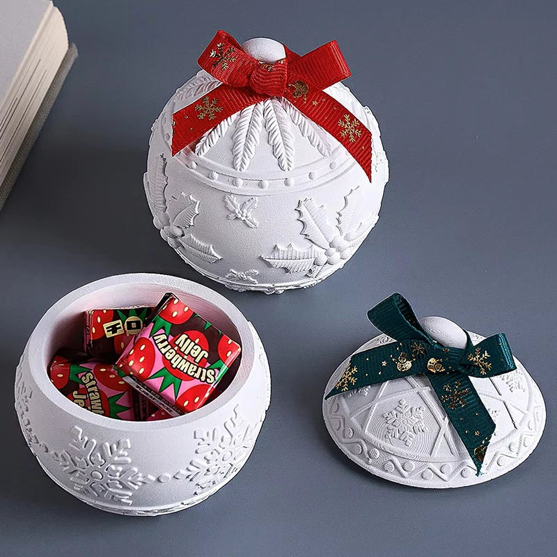 boules noel silicone flocons neige branches houx décoratives traditionnelles vert orange blanc