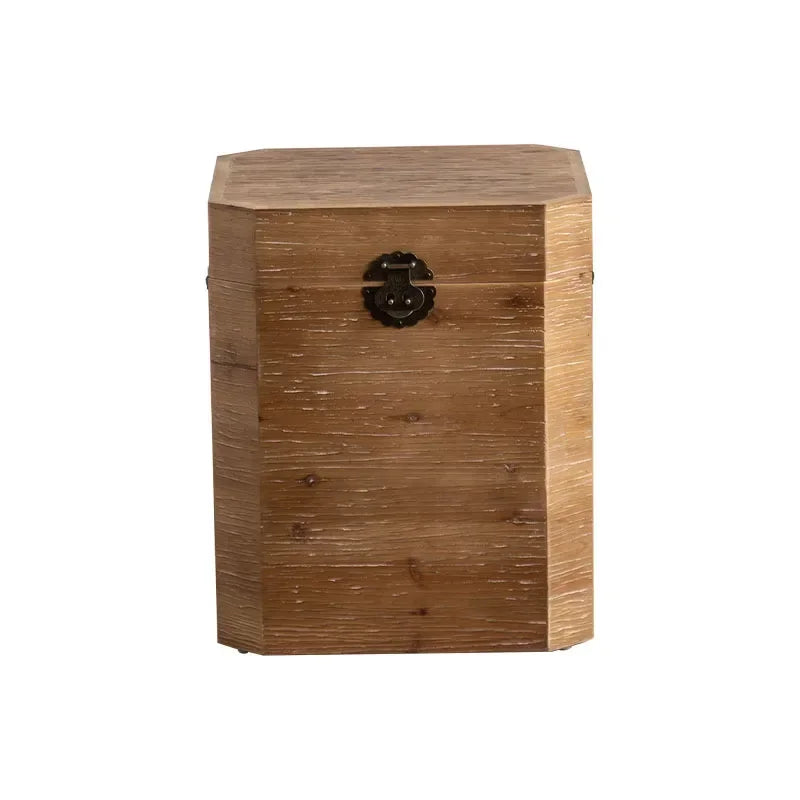 table basse vintage bois vieilli rustique organisation canapé coffre hexagonal aspect industriel