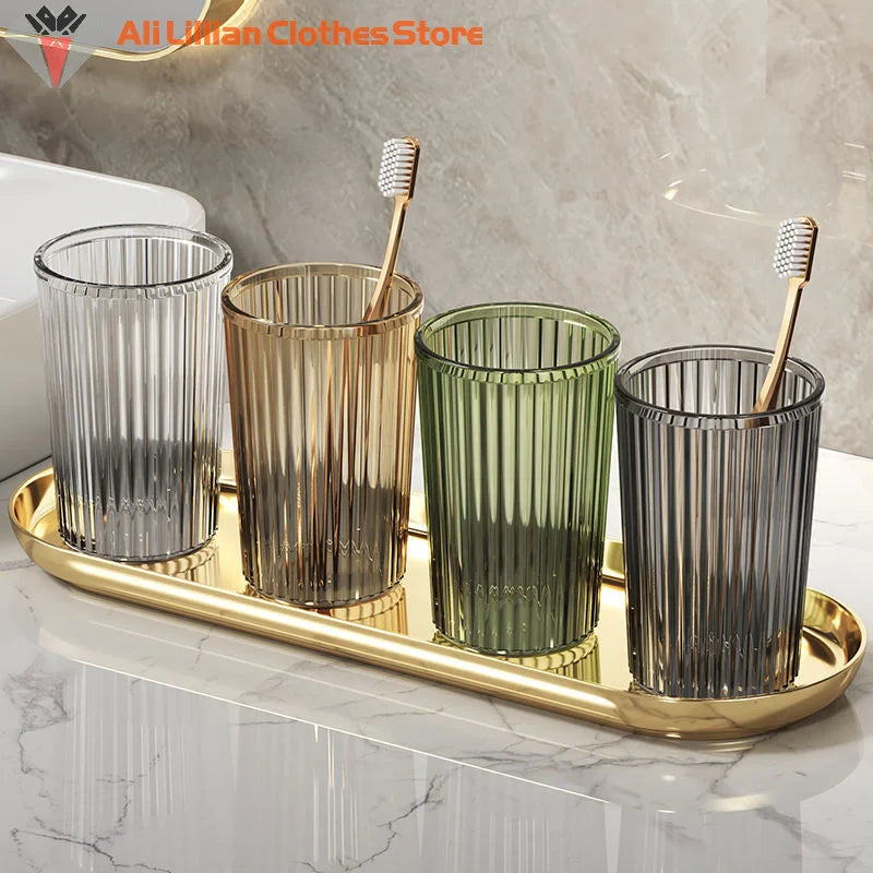 verres dents transparents moderne élégants rayures verticales couleurs doré vert olive gris fumé