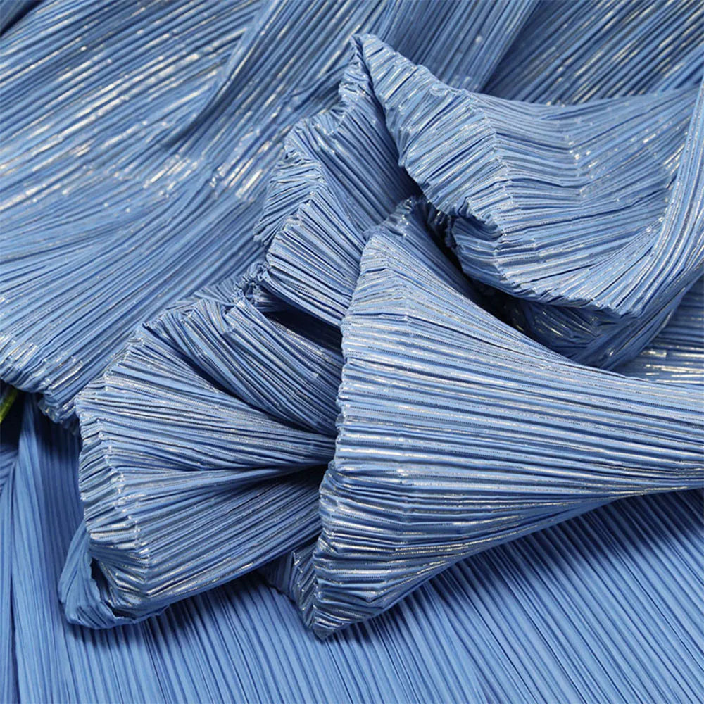 tissu plissé papier rayures horizontales bleu blanc orange rose artisanal texturé décoration mariage présentation