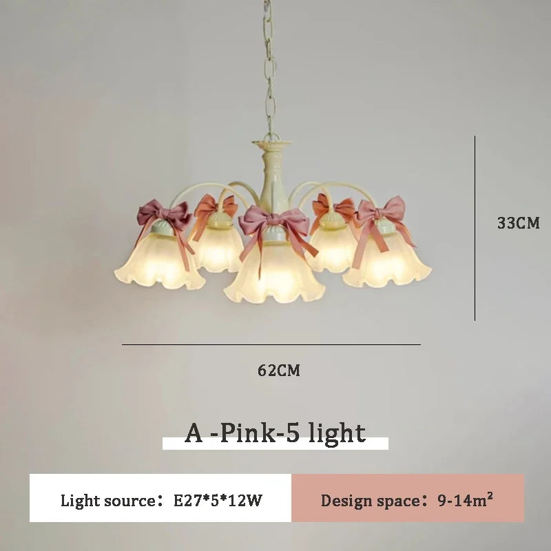 chandelier suspension vert pâle rubans roses abat jour translucides chambre enfant romantique