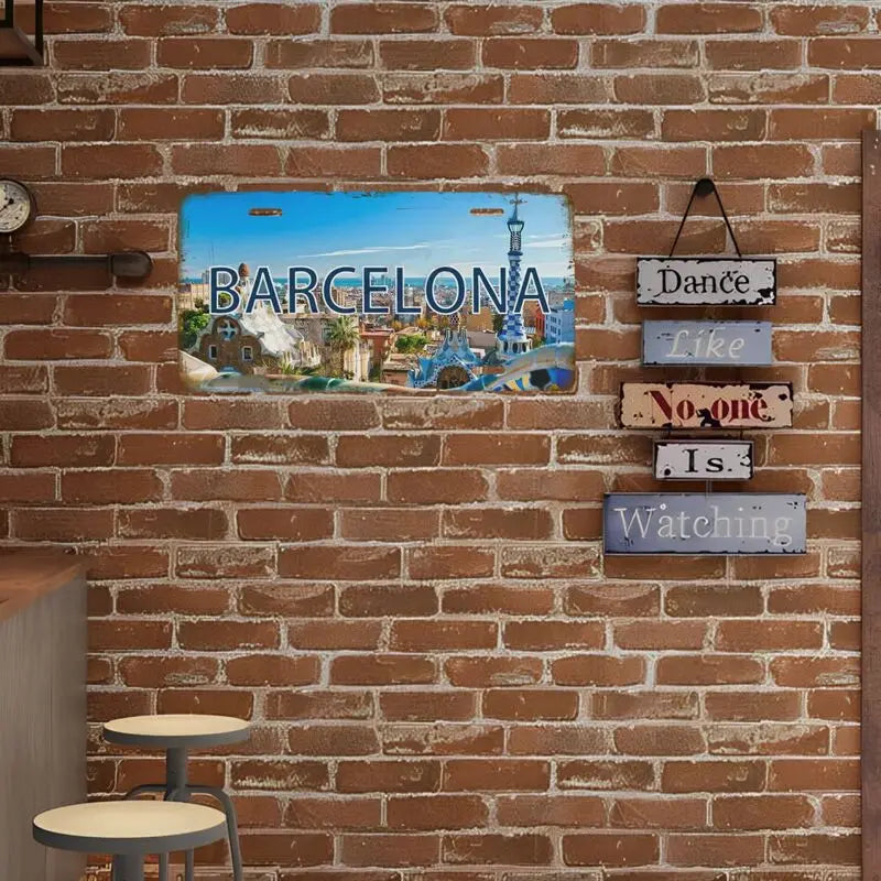 plaque décorative paysage urbain barcelona argenté moderne décoration murale maison bar