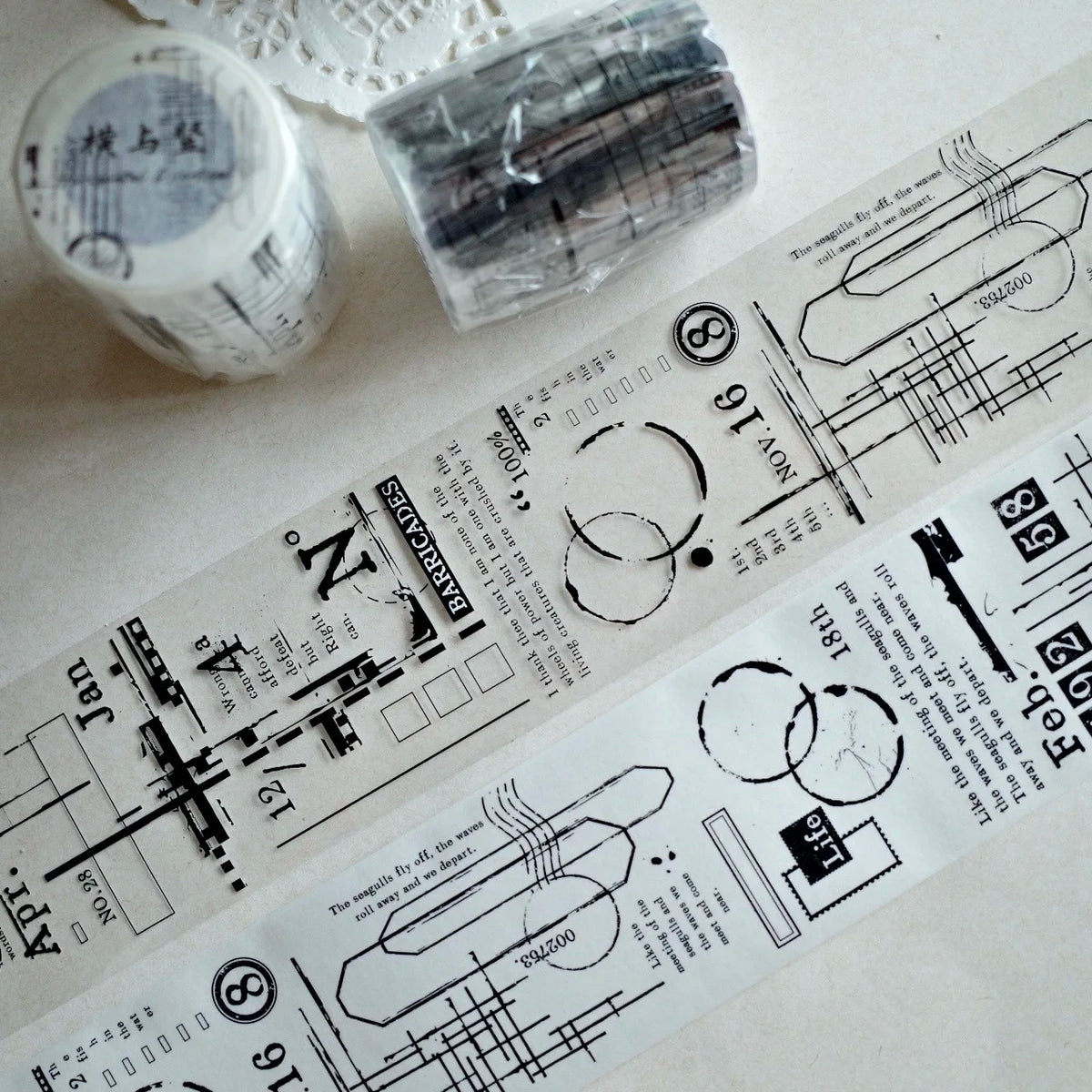 ruban decoratif blanc graphique moderne etiquettes planification scrapbooking washi tape pet set lignes noires